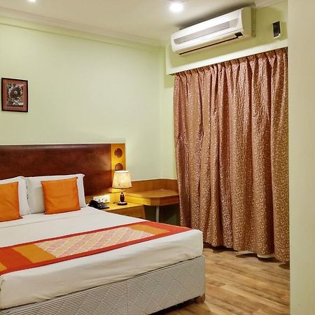 Oyo 6110 Thalassa Suites Bangalore Extérieur photo