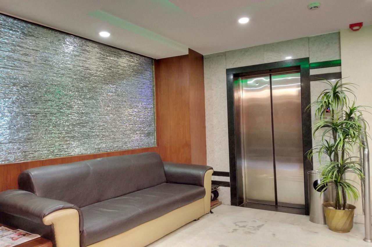 Oyo 6110 Thalassa Suites Bangalore Extérieur photo