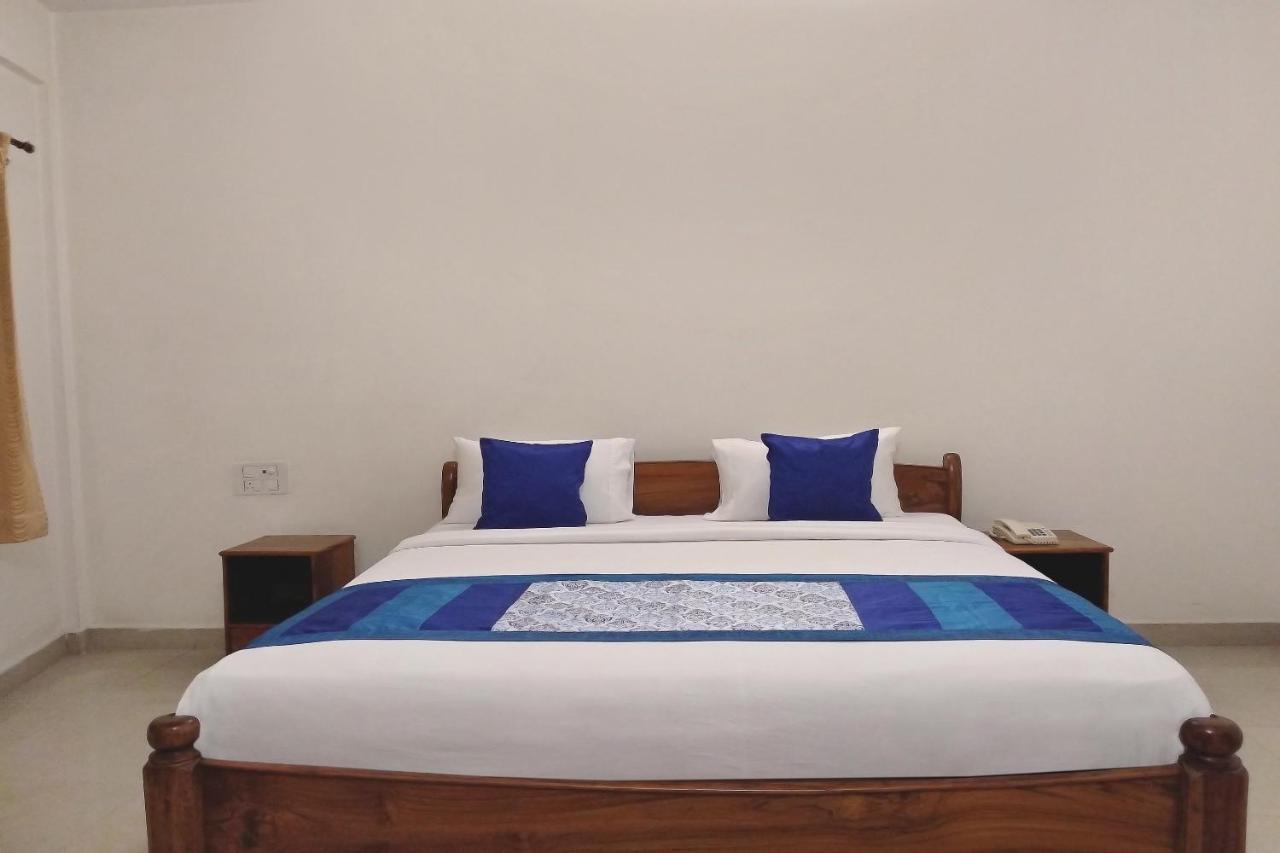 Oyo 6110 Thalassa Suites Bangalore Extérieur photo